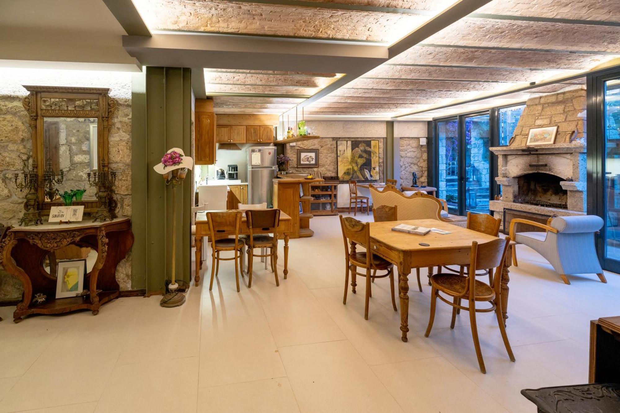 Sakin Ev Hotel Alacati Exterior photo