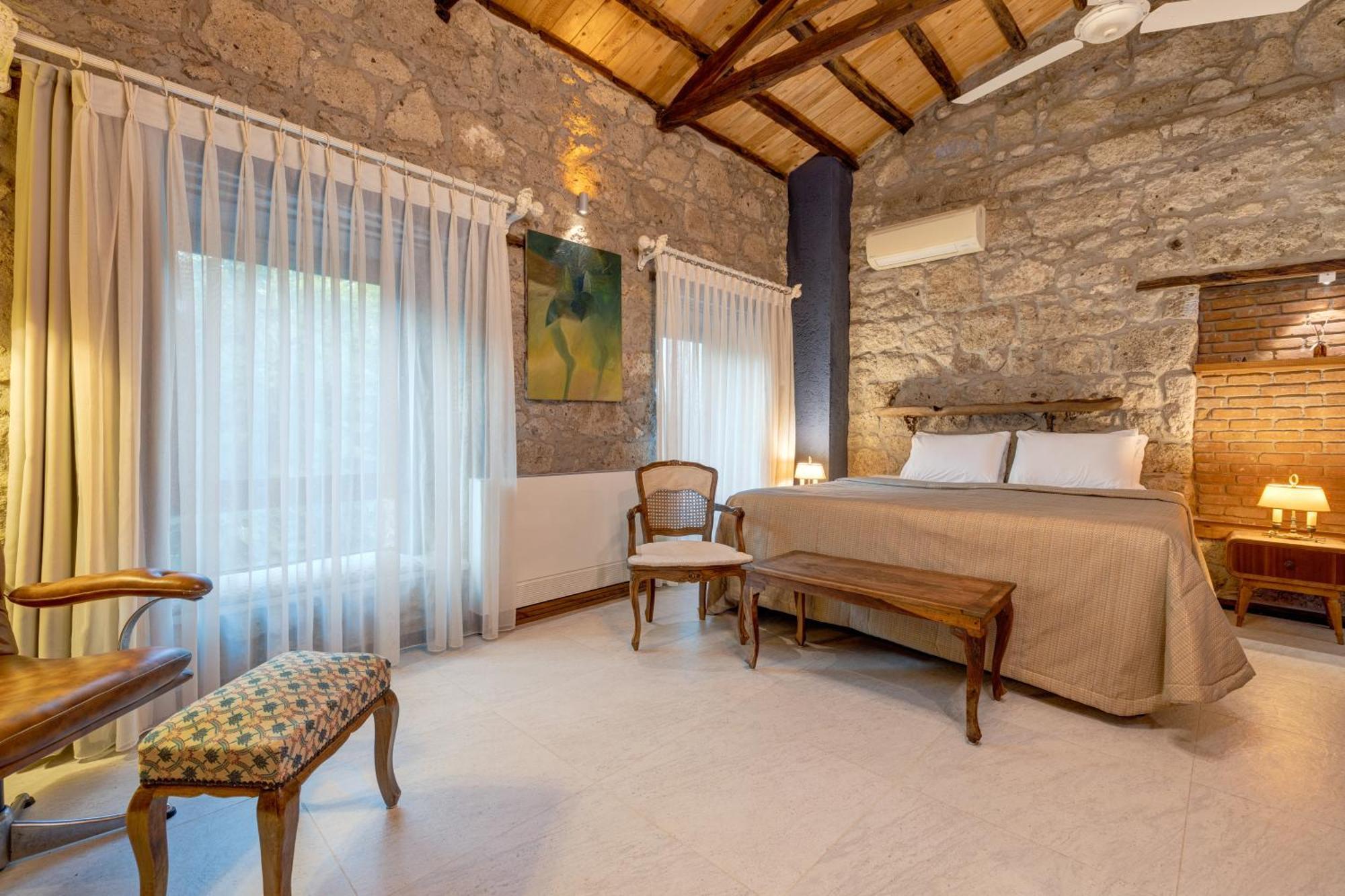 Sakin Ev Hotel Alacati Exterior photo